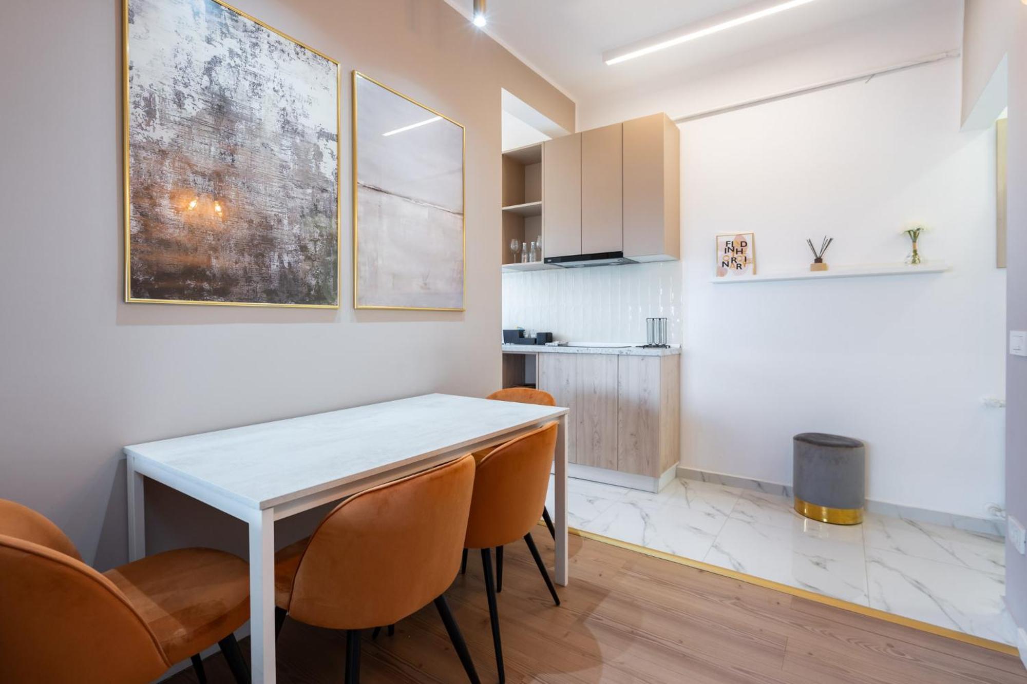 Sunset - Luxury Studio On Calea Victoriei Boekarest Buitenkant foto